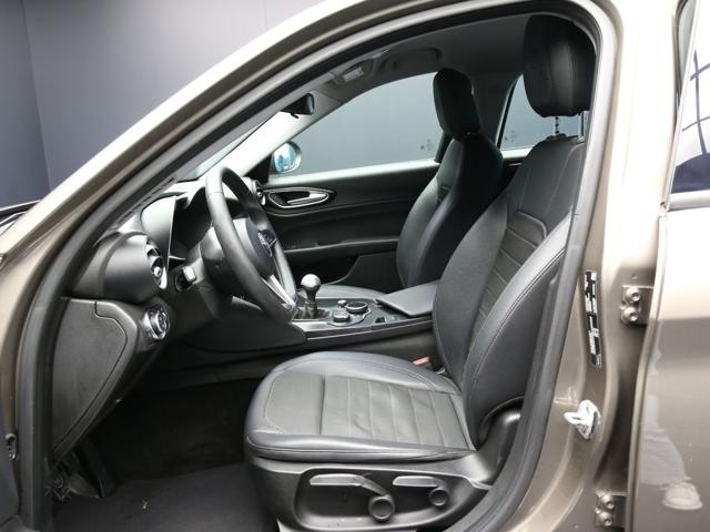 ALFA ROMEO Giulia usata, con Controllo automatico clima