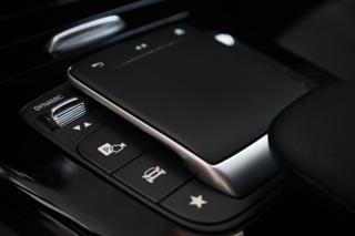 MERCEDES-BENZ CLA 220 usata, con Touch screen