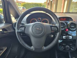 OPEL Corsa usata, con Airbag posteriore
