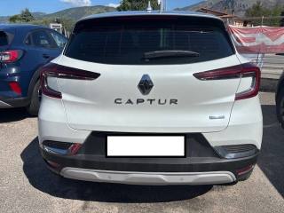 RENAULT Captur usata, con Autoradio