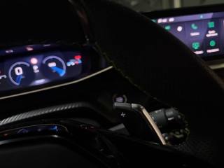 PEUGEOT 2008 usata, con Touch screen
