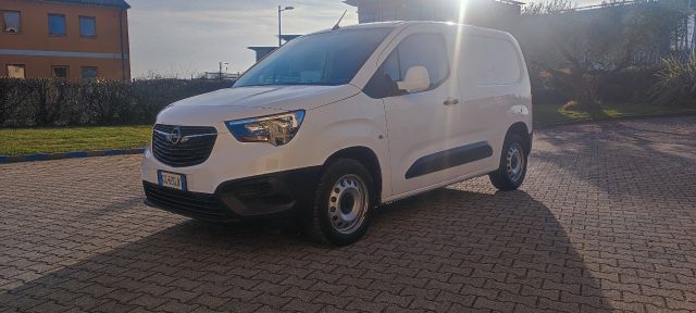 OPEL Combo usata, con Servosterzo