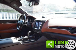 MASERATI Levante usata, con Cerchi in lega