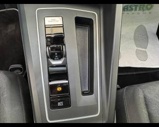 VOLKSWAGEN Golf usata, con Autoradio digitale