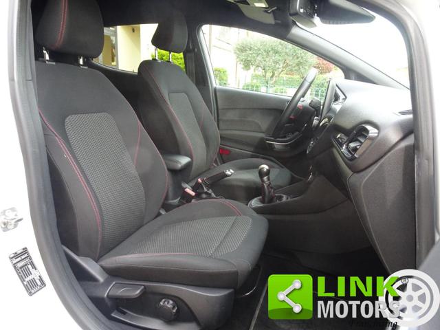 FORD Fiesta usata, con MP3