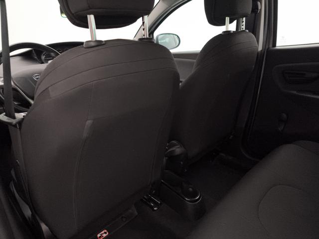 LANCIA Ypsilon usata, con Touch screen
