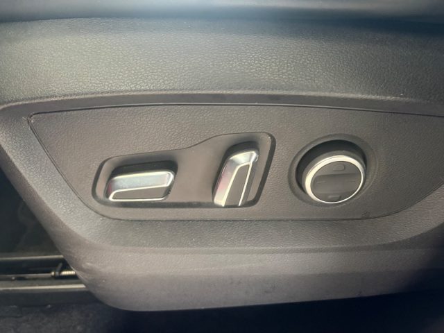 DR MOTOR DR 6.0 usata, con Apple CarPlay