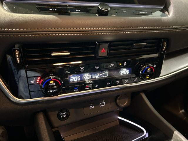 NISSAN X-Trail usata, con Park Distance Control