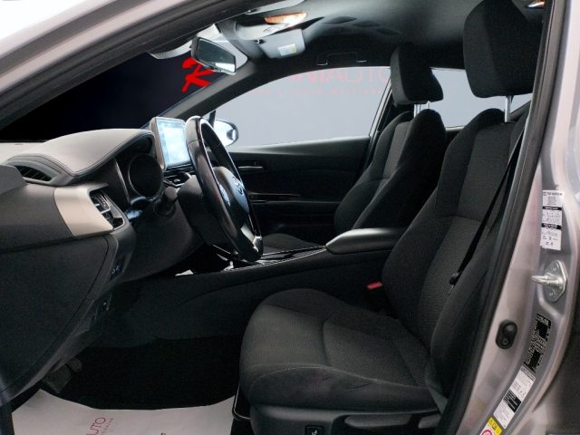 TOYOTA C-HR usata 12