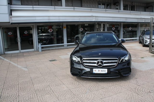 MERCEDES-BENZ E 220 usata, con Controllo trazione