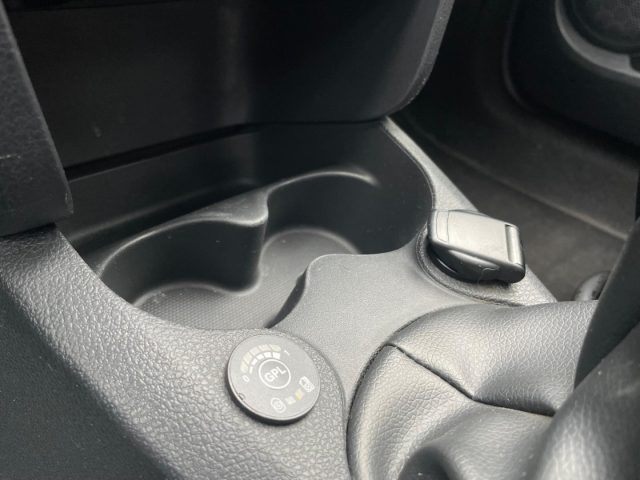 DACIA Sandero usata, con Specchietti laterali elettrici