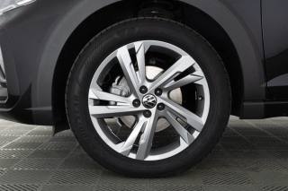 VOLKSWAGEN Taigo usata 15