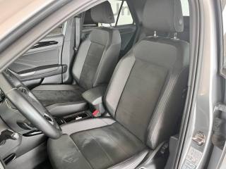 VOLKSWAGEN T-Roc usata, con Fari LED