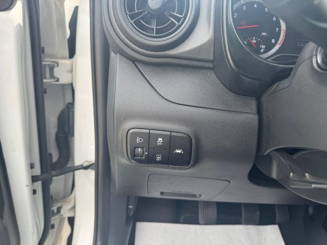 HYUNDAI i10 usata, con Sistema di navigazione
