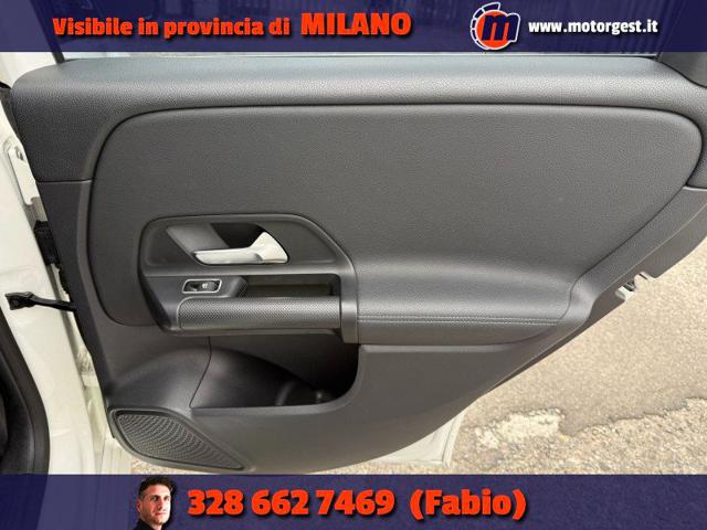 MERCEDES-BENZ B 180 usata, con Sedile posteriore sdoppiato