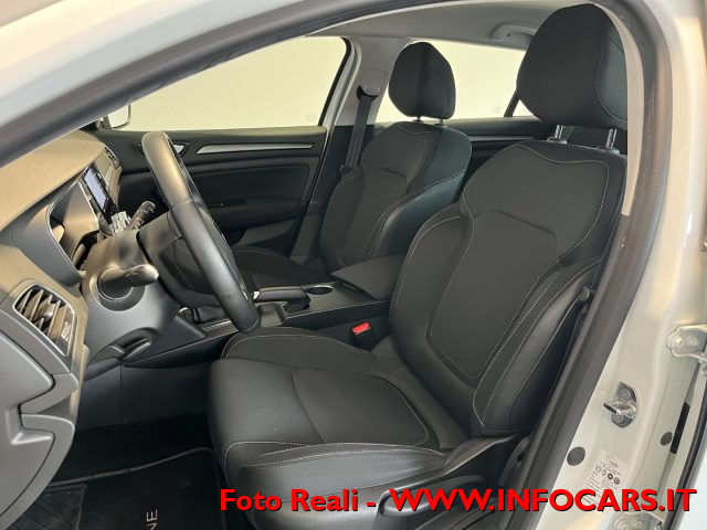 RENAULT Megane usata, con Alzacristalli elettrici