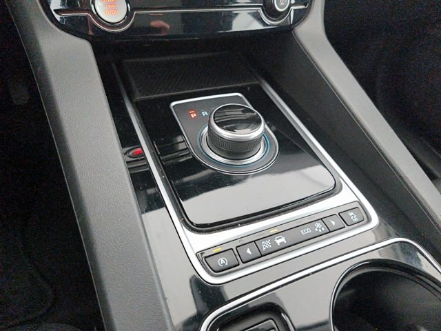 JAGUAR F-Pace usata, con Bracciolo