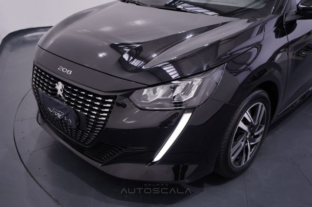 PEUGEOT 208 usata, con Sensori di parcheggio posteriori