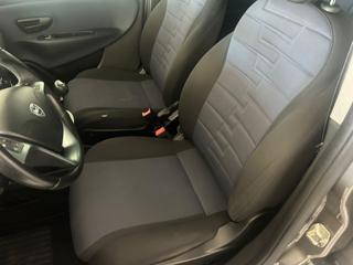 LANCIA Ypsilon usata, con Autoradio