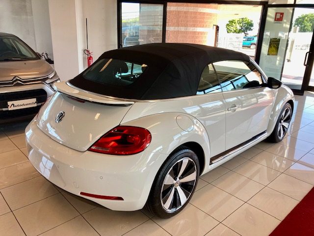 VOLKSWAGEN Maggiolino usata, con Airbag
