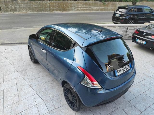 LANCIA Ypsilon usata, con ESP