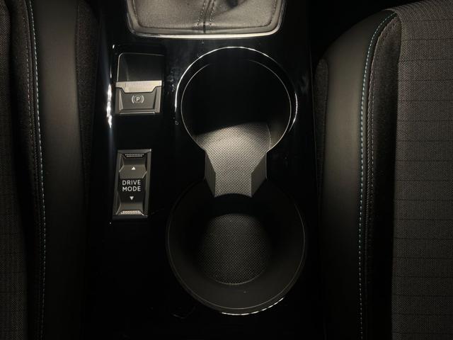 PEUGEOT 208 usata, con Specchietti laterali elettrici