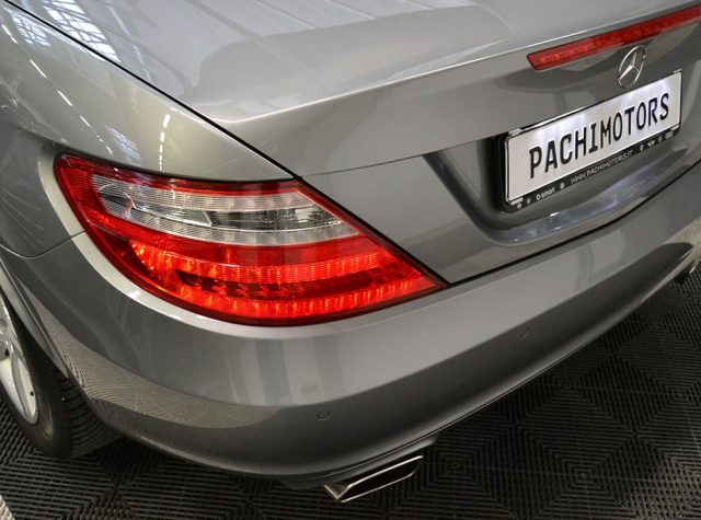 MERCEDES-BENZ SLK 200 usata, con Sedili riscaldati