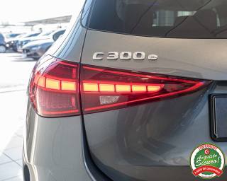 MERCEDES-BENZ C 300 usata, con Autoradio