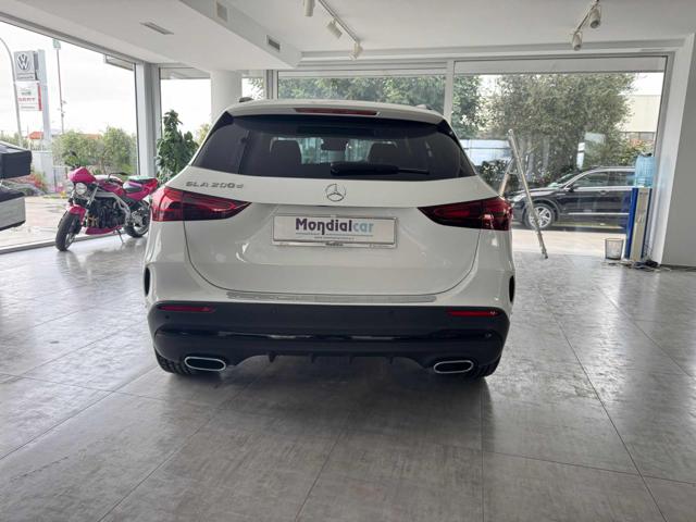 MERCEDES-BENZ GLA 200 usata, con Filtro antiparticolato
