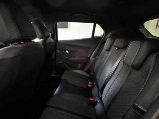 PEUGEOT 2008 usata, con Luci diurne LED