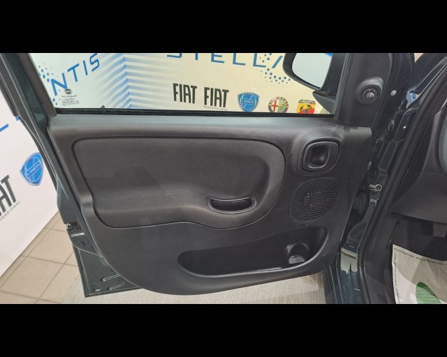 FIAT New Panda usata 23