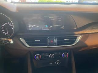 ALFA ROMEO Stelvio usata, con Controllo trazione
