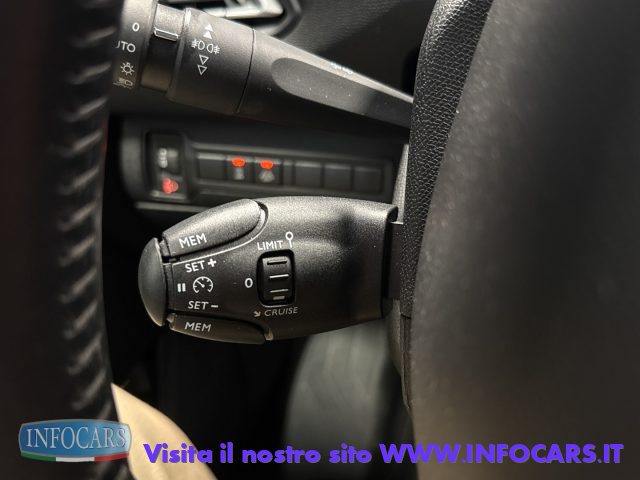 PEUGEOT 308 usata, con Sistema di navigazione
