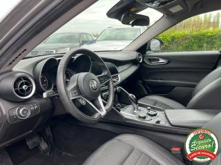 ALFA ROMEO Giulia usata, con Climatizzatore