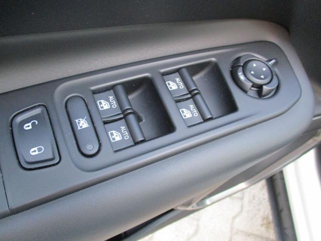 JEEP Renegade usata, con Sensori di parcheggio posteriori