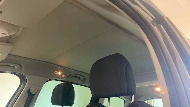 PEUGEOT 5008 usata, con Chiusura centralizzata telecomandata