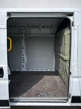 OPEL Movano usata, con Autoradio