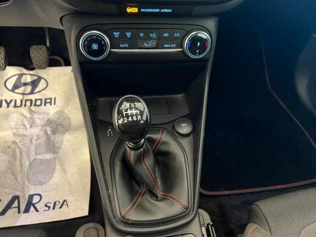FORD Fiesta usata, con Fari LED