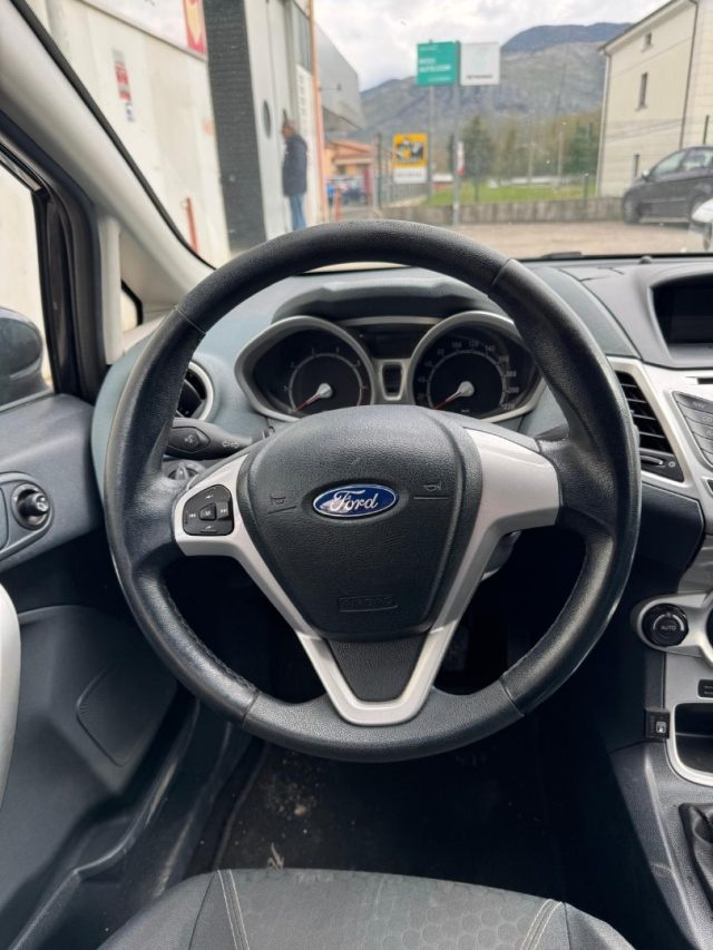FORD Fiesta usata, con Servosterzo