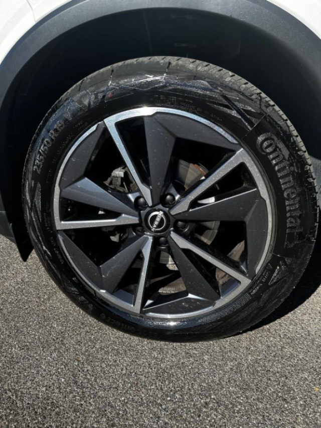 NISSAN Qashqai usata, con Autoradio