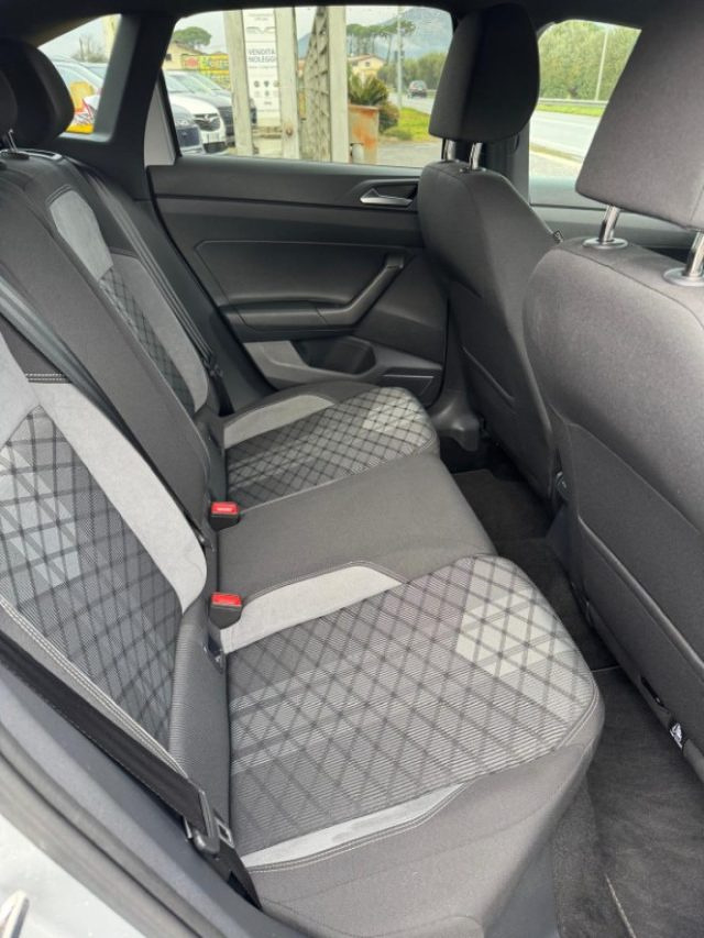 VOLKSWAGEN Taigo usata, con Tettuccio apribile