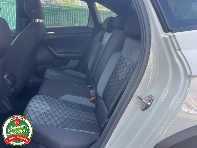 VOLKSWAGEN Taigo usata, con Controllo automatico clima