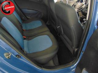 HYUNDAI i10 usata, con Autoradio