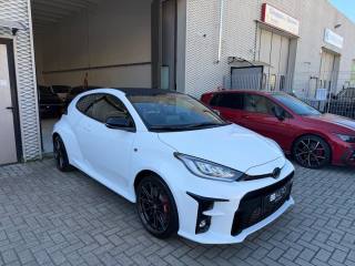 TOYOTA Yaris usata, con Alzacristalli elettrici