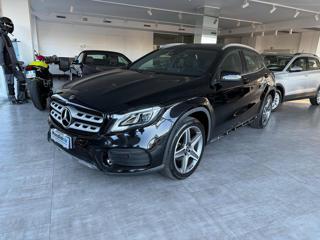 MERCEDES-BENZ GLA 200 d Automatic 4Matic Premium AMG