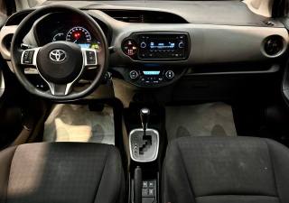 TOYOTA Yaris usata, con ESP