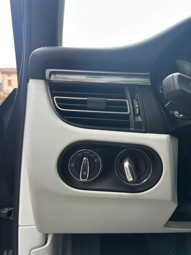 PORSCHE Macan usata, con Portellone posteriore elettrico