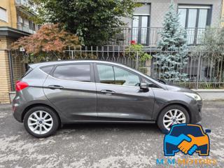 FORD Fiesta usata, con Autoradio