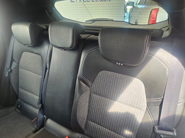 RENAULT Clio usata, con Sensori di parcheggio anteriori