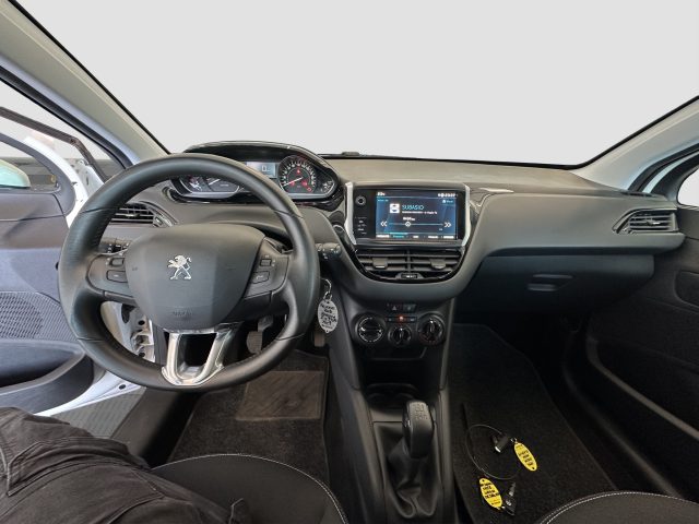 PEUGEOT 208 usata 9